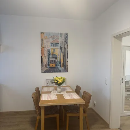 Tatil Evi Wupper Vogel *